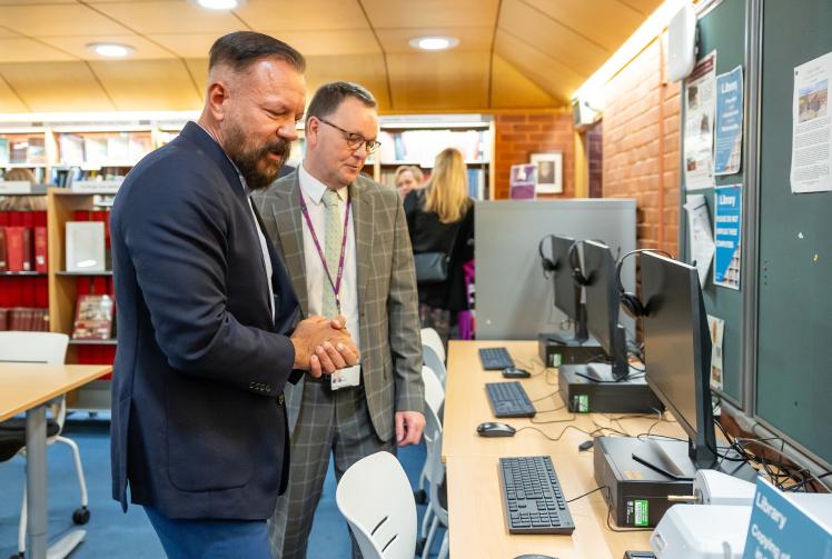 Amazon donates 100 digital devices to boost tech access in RBWM libraries