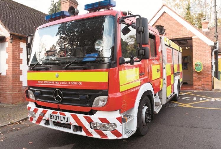 Lightning strikes houses in Burnham and Woodlands Park