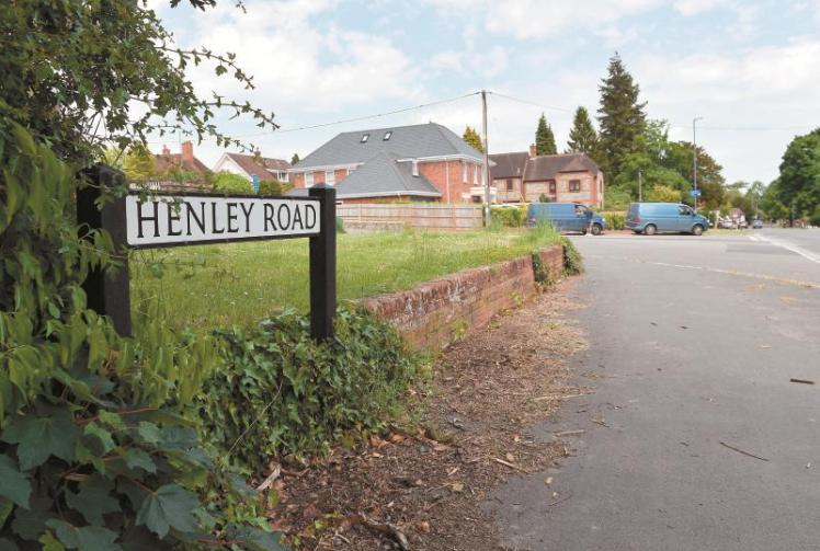 Flurry of objections over proposed 5G mast in Marlow