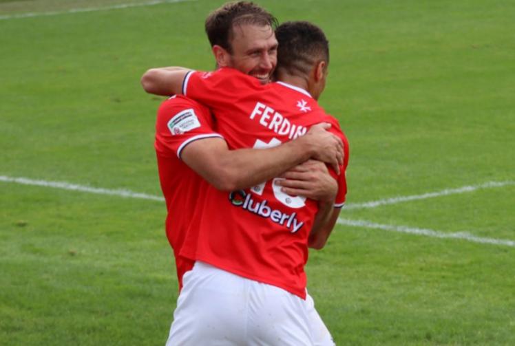 'We've got more to give': De Havilland calls for response after fourth straight loss