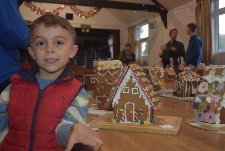 Woman wins gingerbread contest with Dutch bake