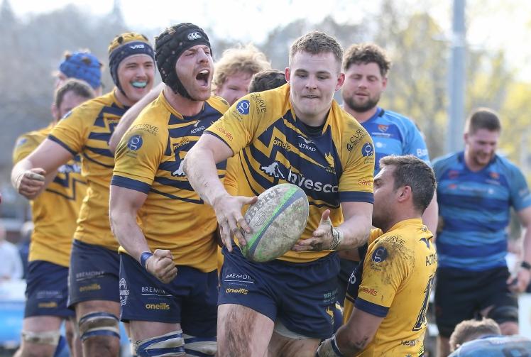 Late heartbreak denies Hawks first away victory