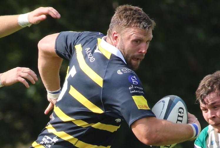 Lunnon back for crunch Sevenoaks relegation encounter