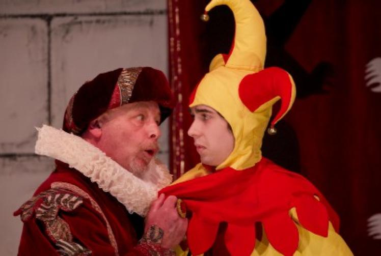 Pratchett’s witches prove as superbly entertaining as ever