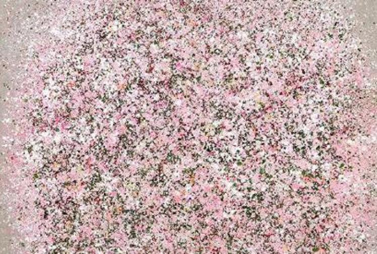 Gallery’s exhibition celebrates sunshine, romance and nostalgia of summer time