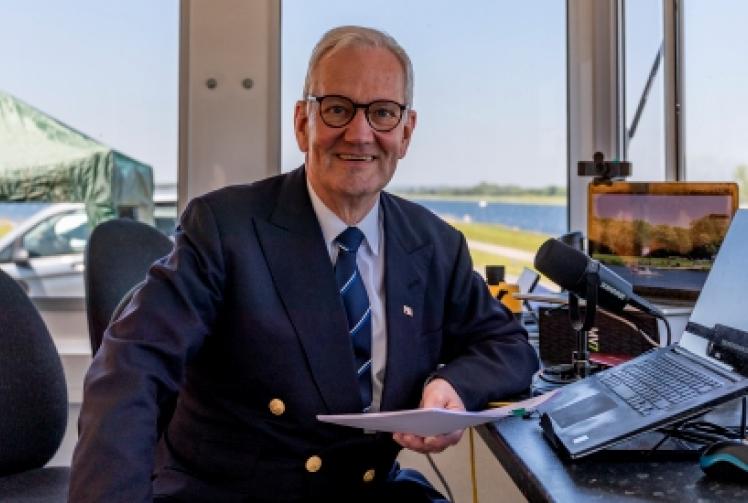 Rowing commentator to mark 40th year in Japan