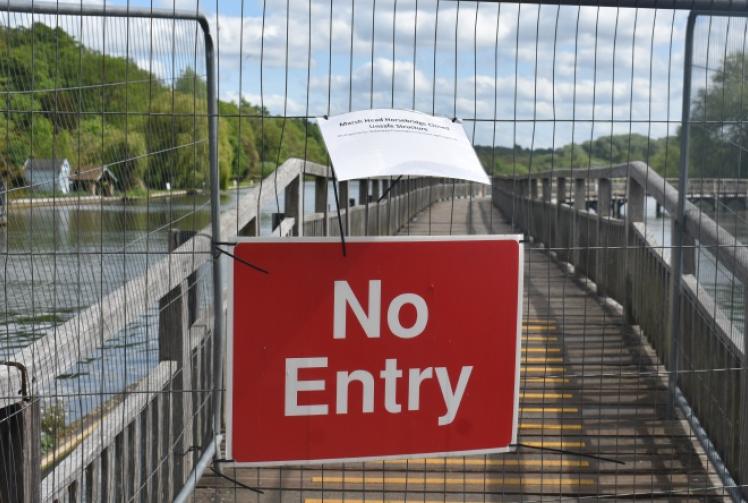 Culden Faw Estate to remain open while&nbsp;footbridge closed for repair