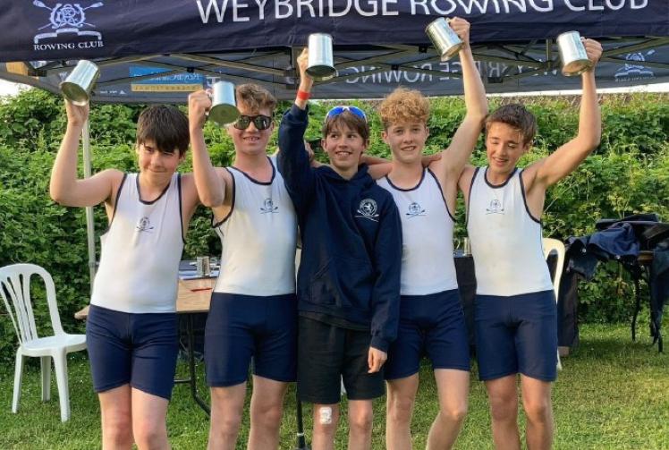 Hughes and Len win after overcoming choppy waters