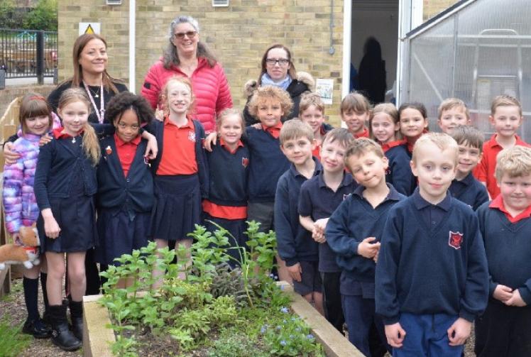 Pupils adore gardening