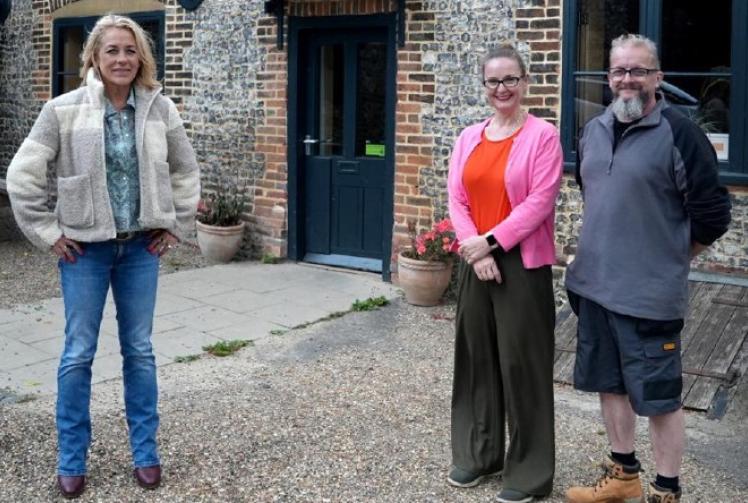 Crafting couple appear in TV series