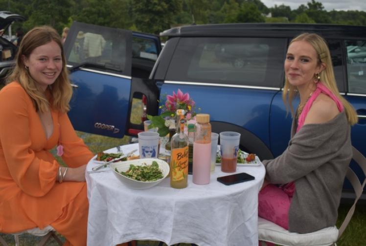 Cafes report big surge in trade during regatta week