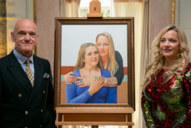 Artist paints portrait of NHS worker for TV show