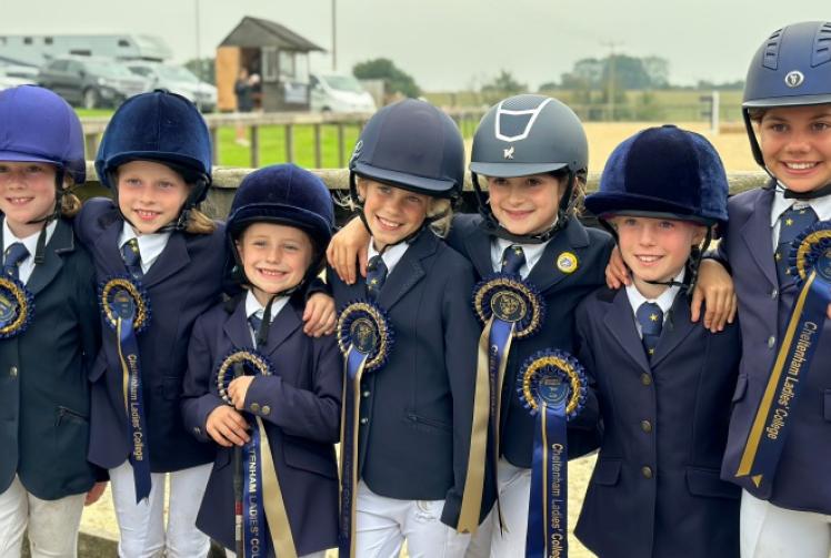 Pupils qualify for national showjumping championship