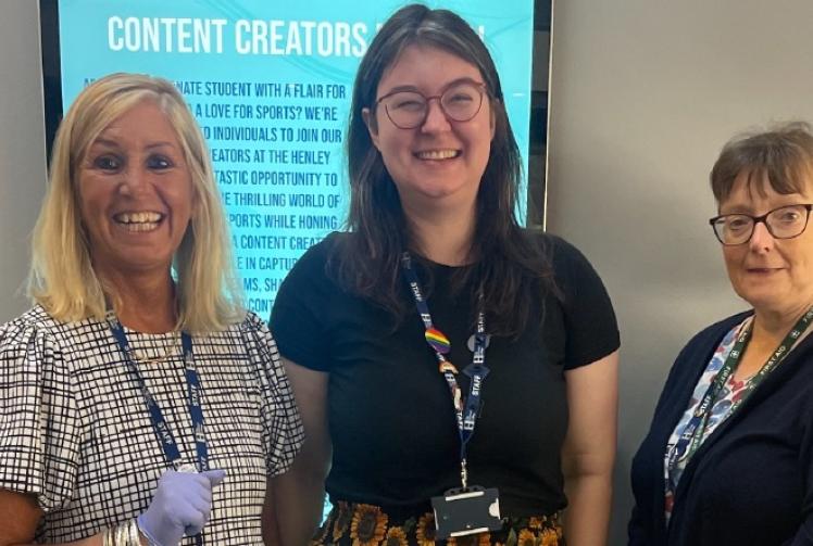 Peppa Pig&rsquo;s dad drops in on college charity cake sale