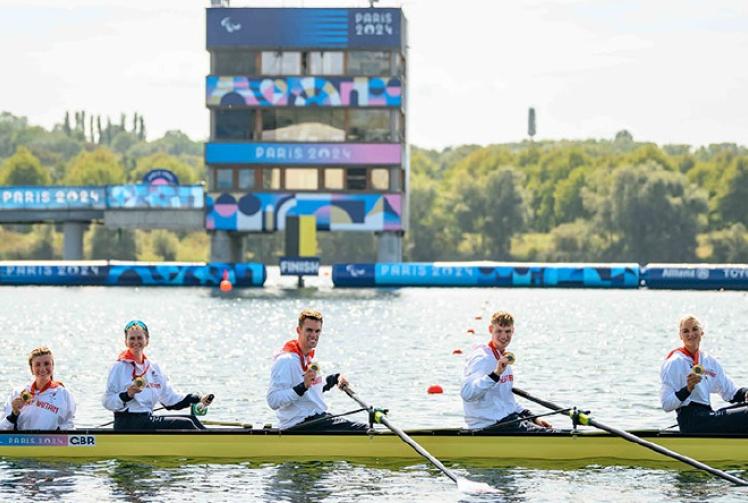 Golden girl Erin leads her crew to Paralympic glory