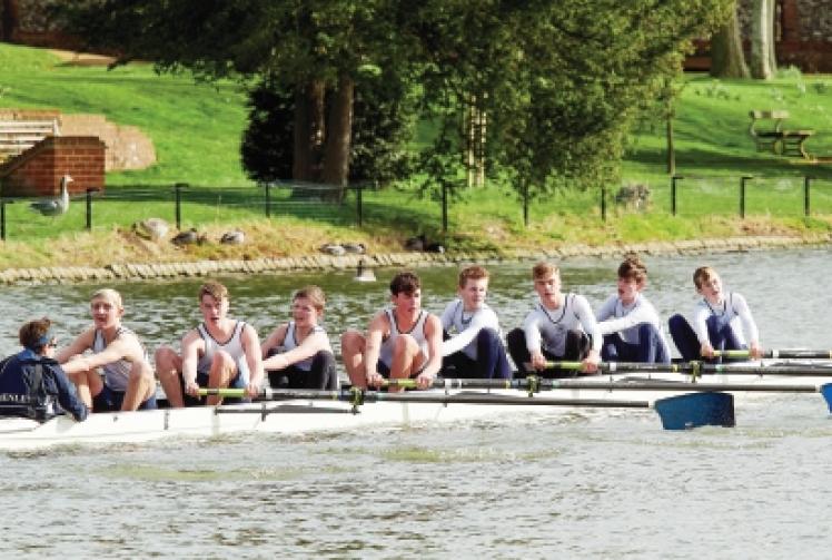 Henley crews show strength at university head of river races