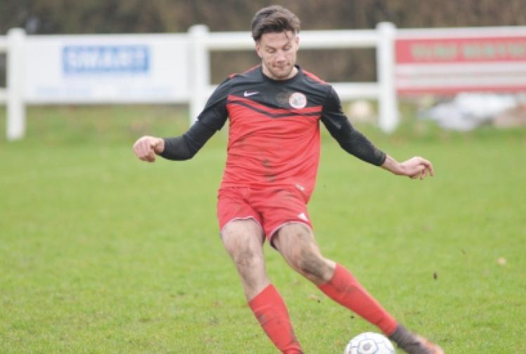 Spruyt and Devoy-Read goals help Kites make cup progress