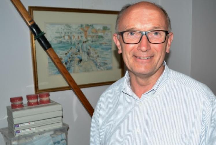Dentist retires to concentrate on rowing and singing