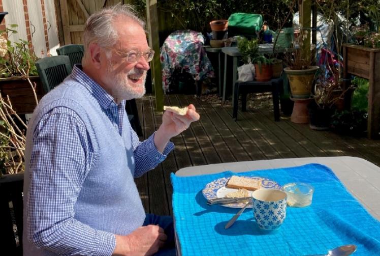 Red kite stole my hummus