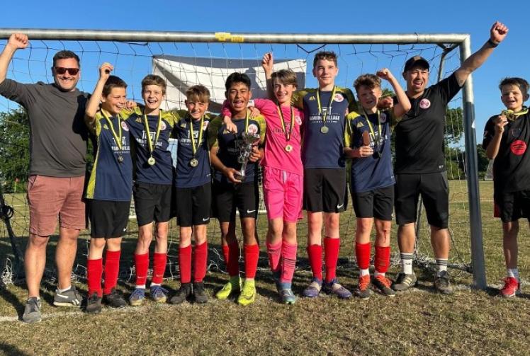 Visitors deny hosts in final home clash of inaugural campaign