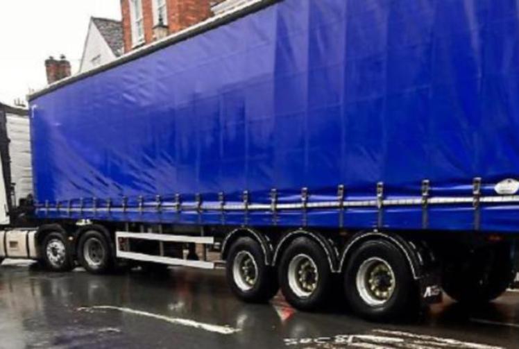 REPORT DENIES HGVs CUT THROUGH TOWN