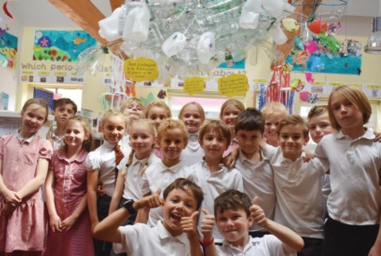 Pupils create turtle out of bottles to warn of plastic pollution