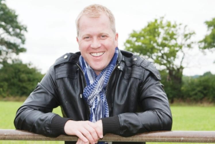 Psychic medium is bringing messages of comfort