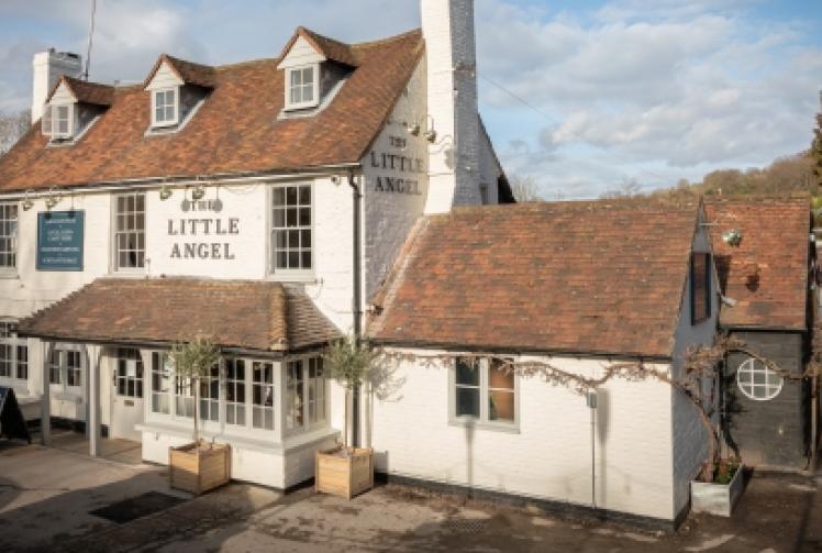 Pub bids to stop abuse of car park