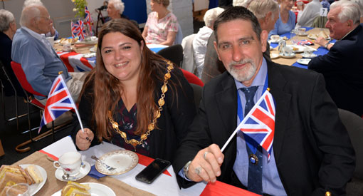 Mayor Kellie Hinton and Councillor Dave Eggleton